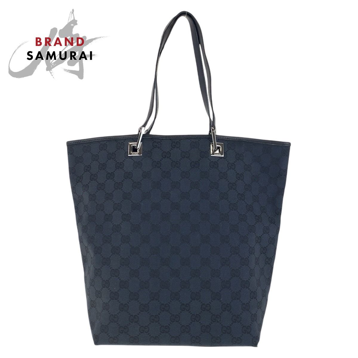 美品 GUCCI グッチ ブラック 黒 シルバー金具 GGキャンバス