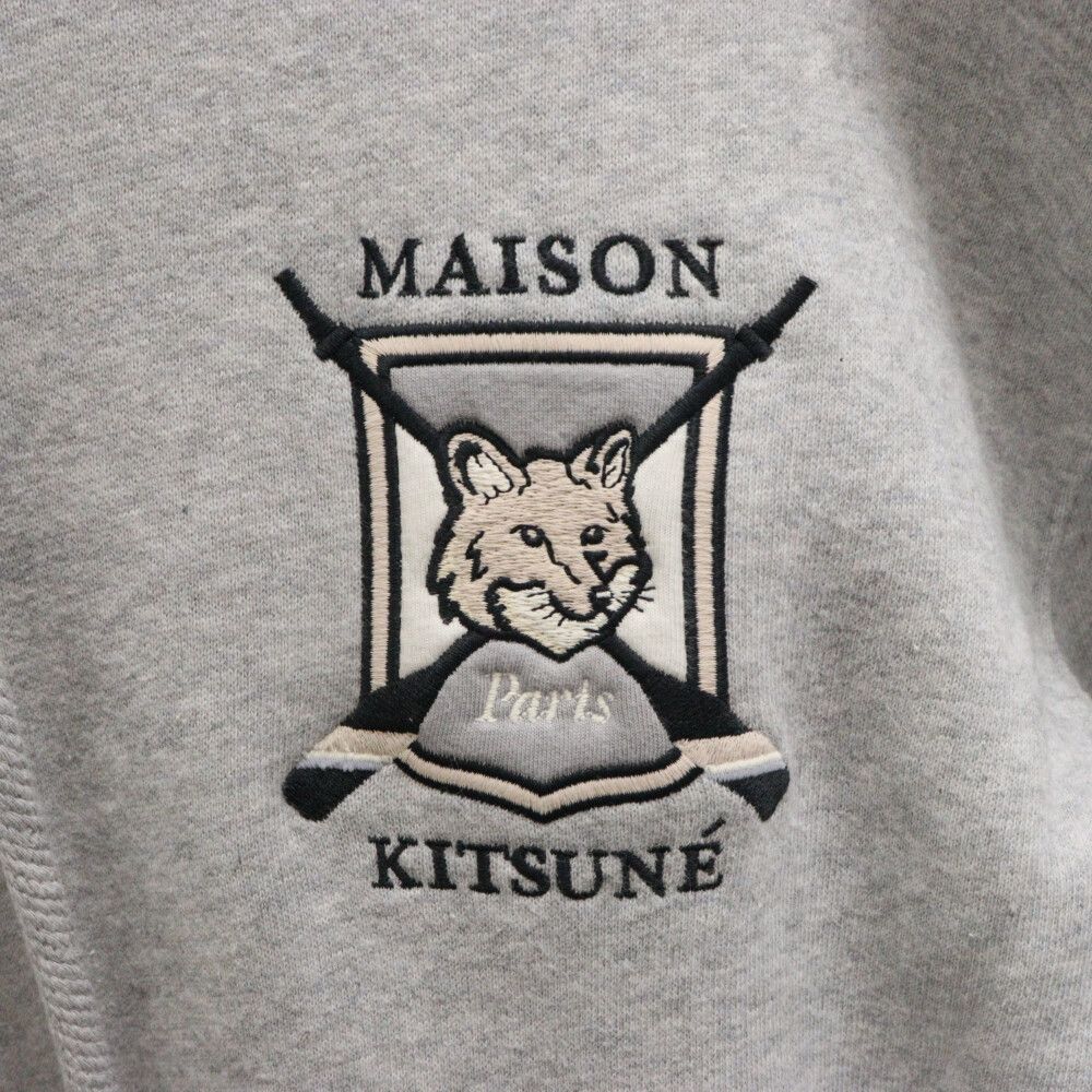 MAISON KITSUNE (メゾンキツネ) ワンポイント刺繍 プルオーバー 