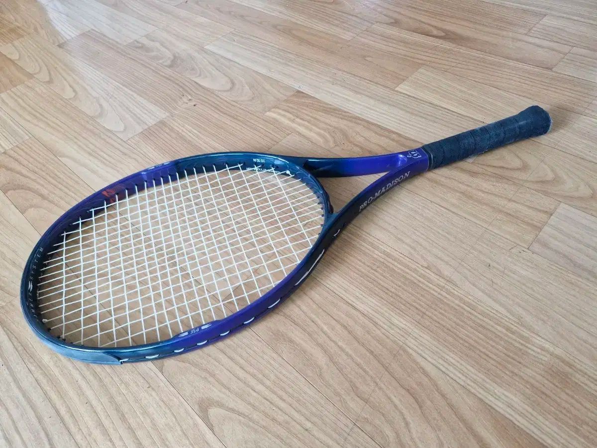 STAFF HAMMER PRO ー MADISON テニスラケット