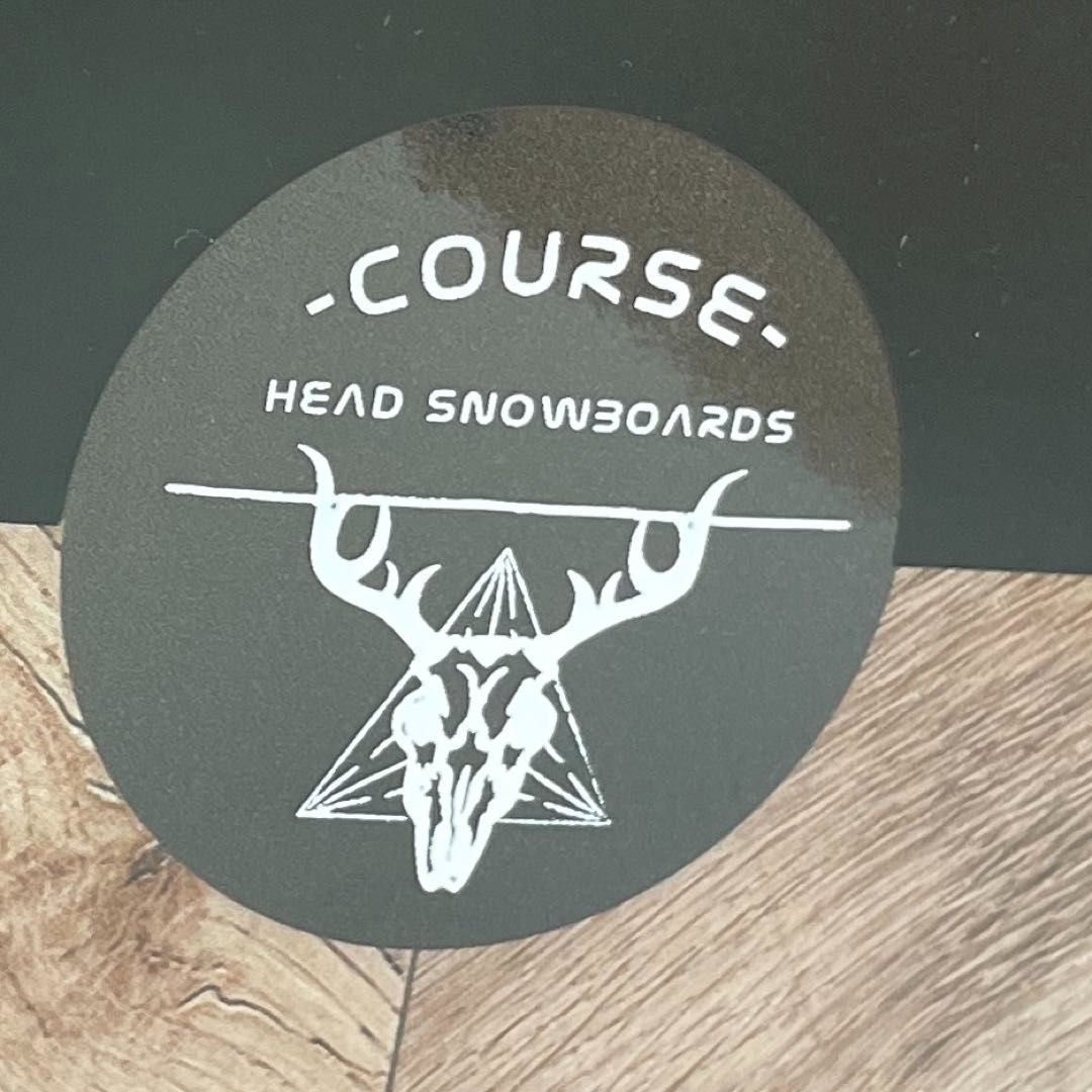 HEAD COURSE CRWN 153cm 2022-2023モデル 木目ウッド床材模様