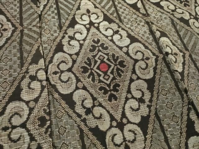 平和屋着物○本場大島紬 龍郷絣 花丸文 正絹 逸品 DAAU5005ps