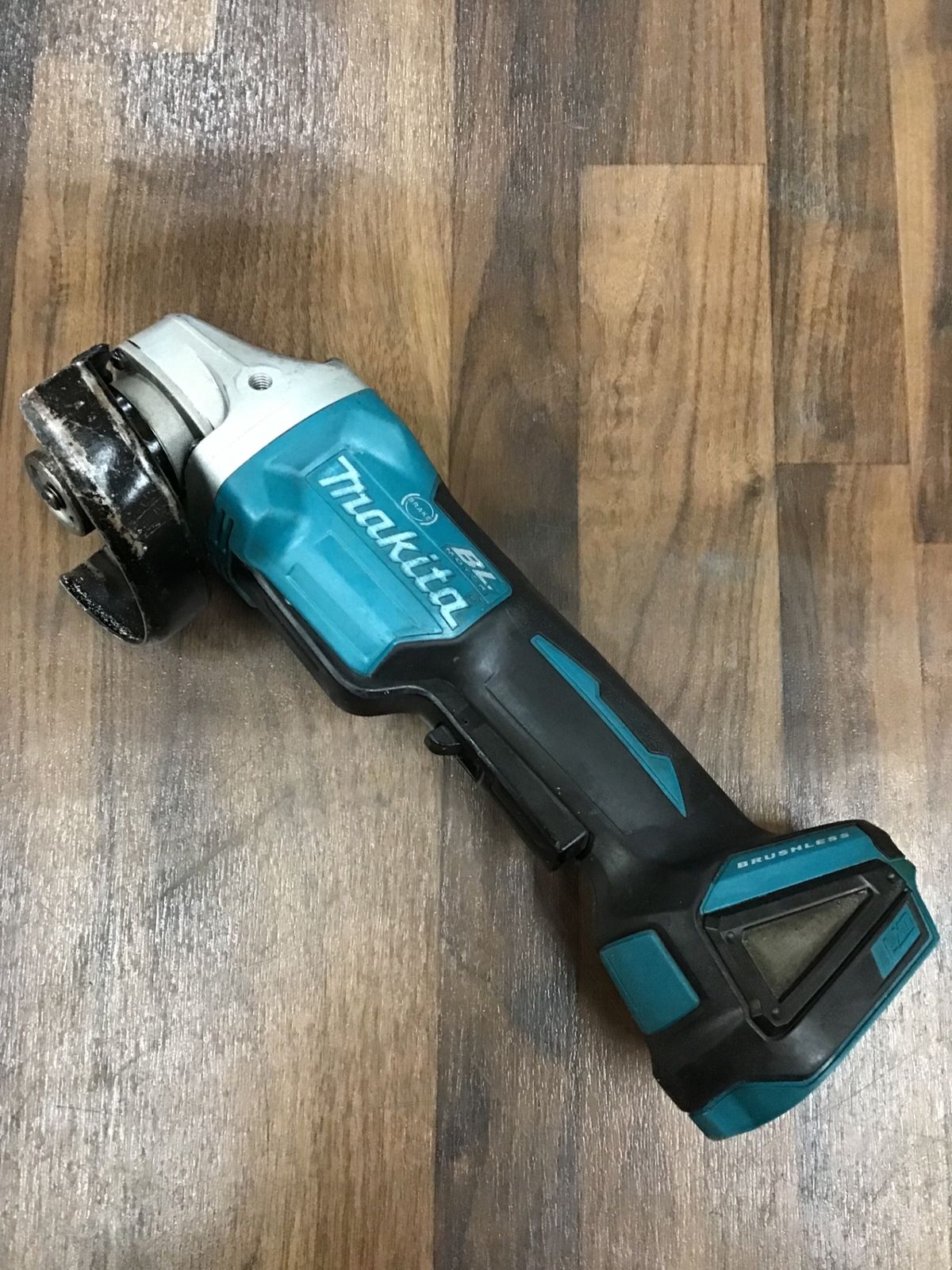 マキタ(makita) 100mmコードレスディスクグラインダ GA408DZ【川口店】