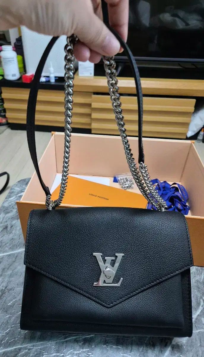 ショルダーバッグ 付属品完備