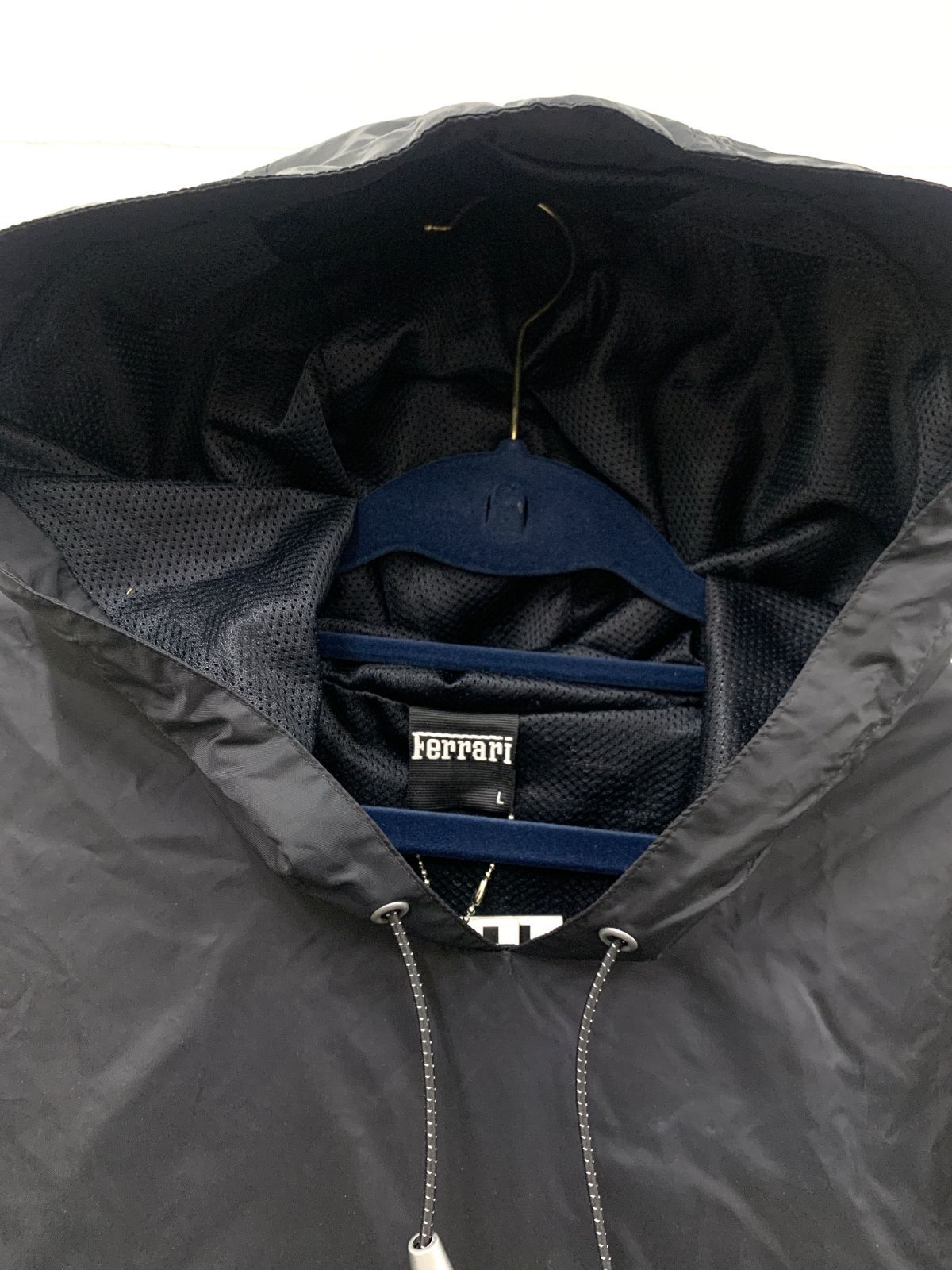 ◯Ferrari ナイロンジャケット 黒 プーマ PUMA x フェラーリ FERRARI ナイロン ジャケット 裏地