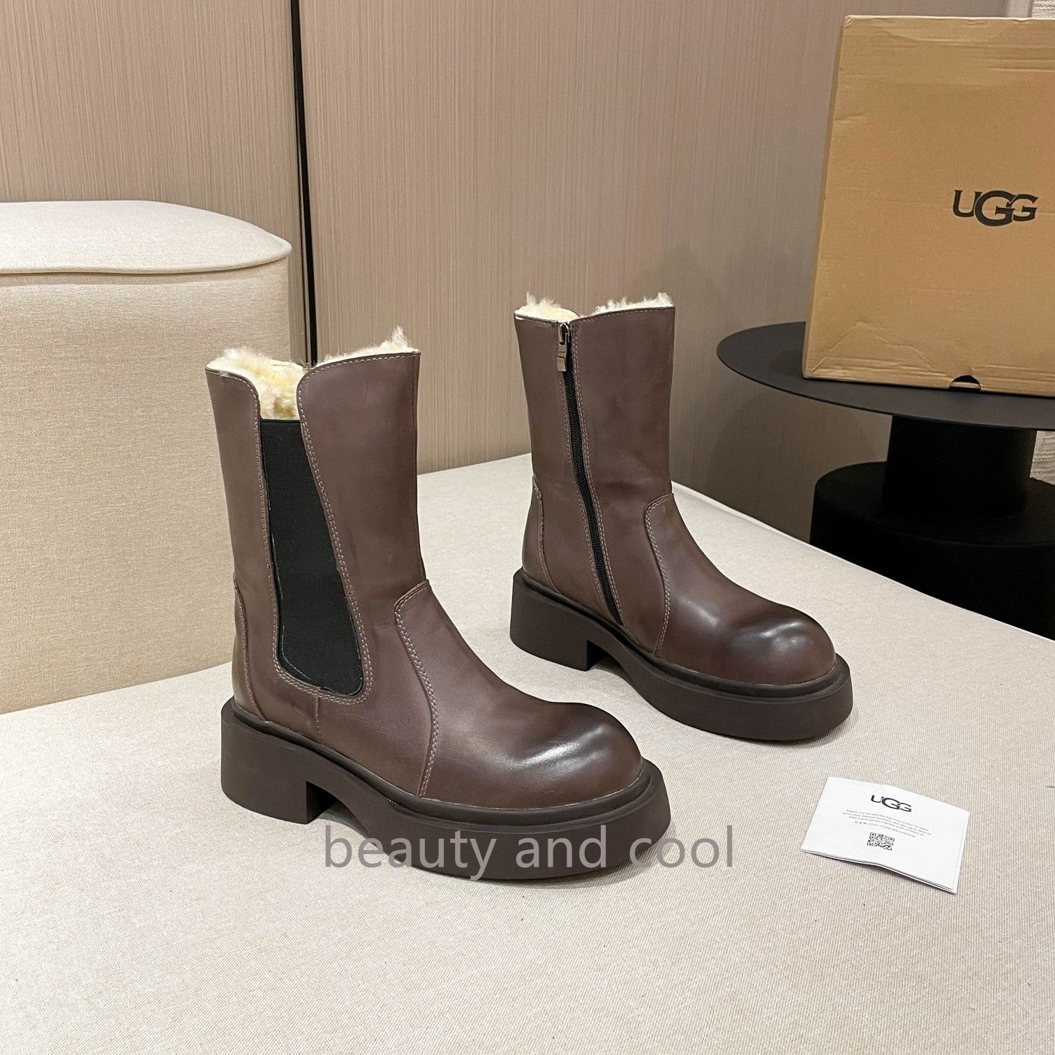 UGGの秋冬新作ファッションジッパー付きスノーブーツカレーカラー