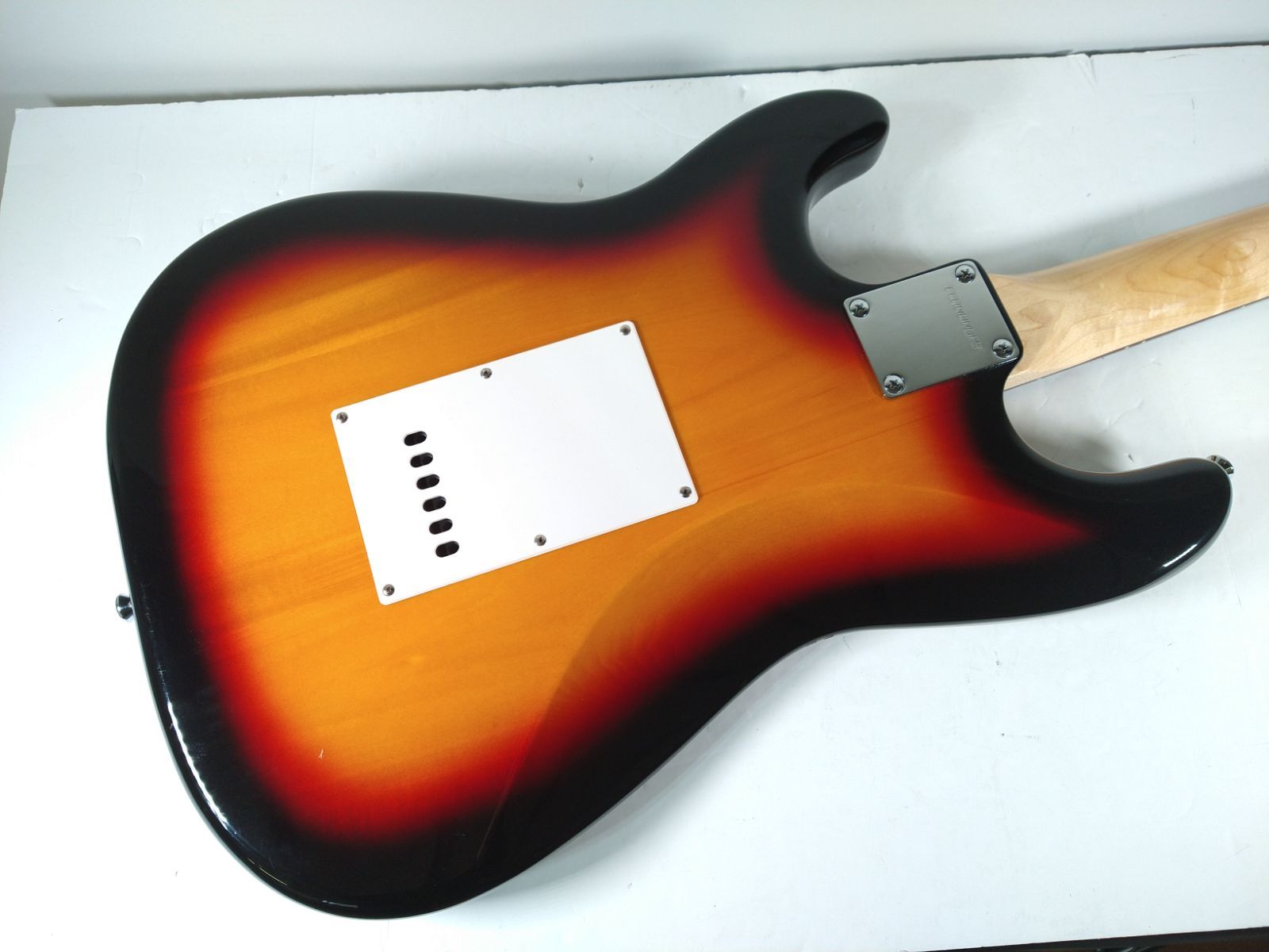 FERNANDES エレキギター サンバースト「3TS」 フェルナンデス エレキギター サンバースト 3ピックアップ