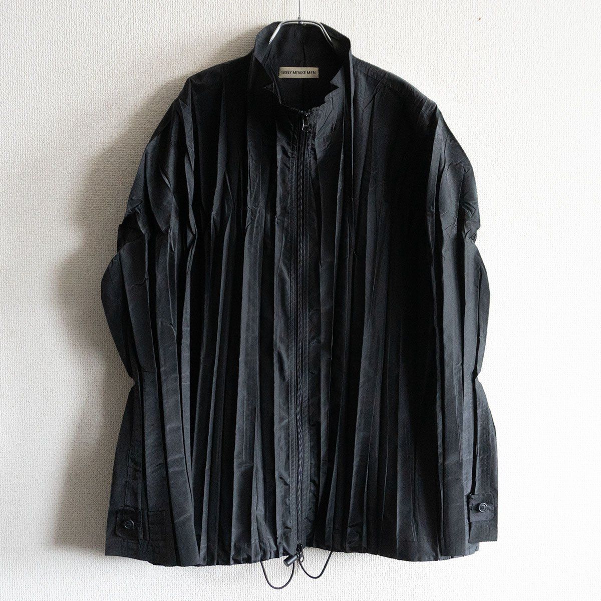 ISSEY MIYAKE MEN プリーツ加工ジャケット issey miyake men プリーツジャケット