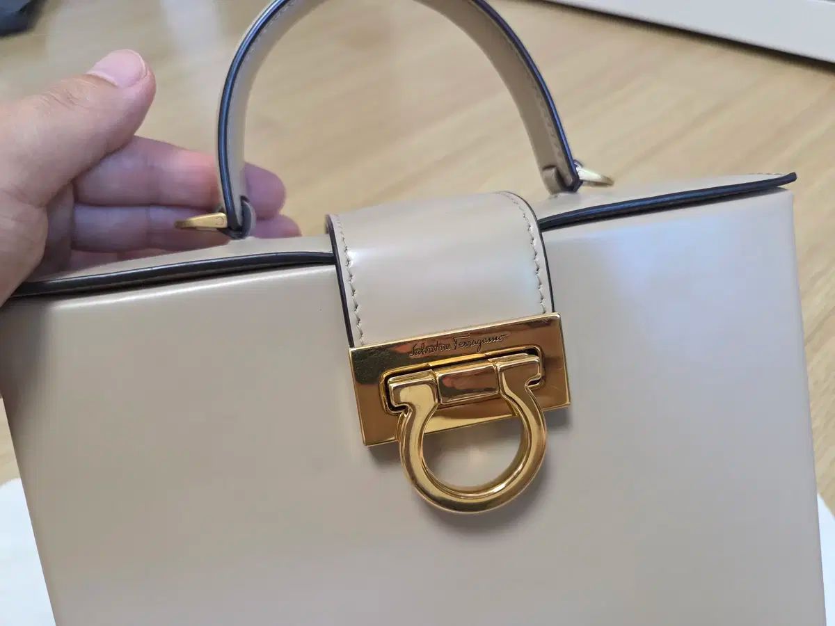 ボックス ミニバッグ