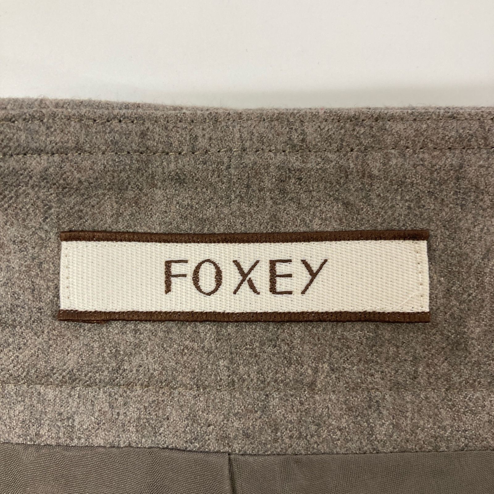 FOXEY フォクシー ﾌﾞﾗｳﾝ 35245 ﾌﾗﾝﾈﾙ ｼｮｰﾄ ﾊﾟﾝﾂ 38 - メルカリ