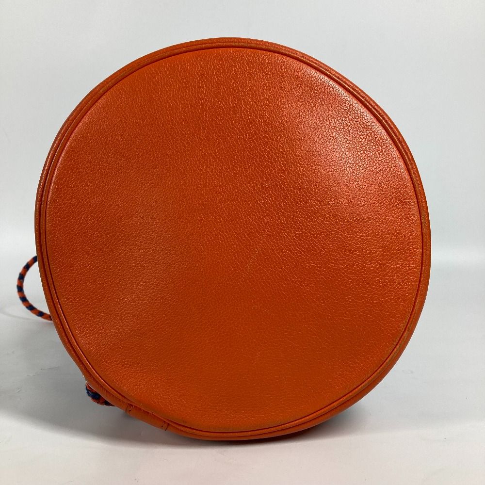 美品　HERMES　エルメス　ソワクール　巾着　ショルダーバック　オレンジ HERMES エルメス ショルダーバッグ ソワクール22 巾着 シルク