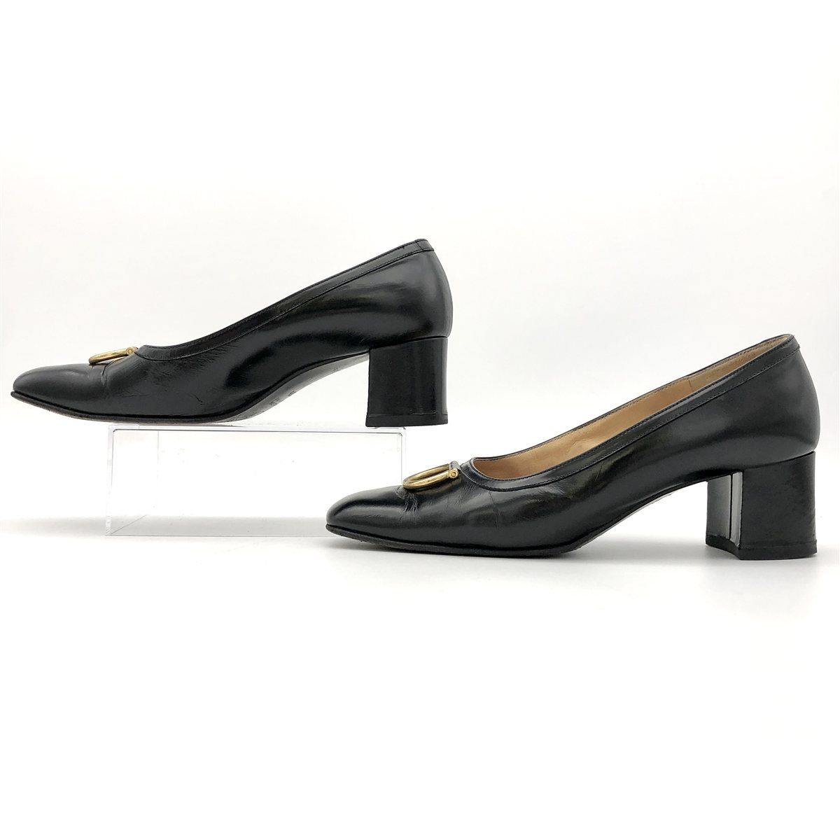 □希少□ CELINE パンプス 本革 ゴールド金具 ブラック 1862A □希少□ CELINE パンプス 本革 ゴールド金具 ブラック 1862A