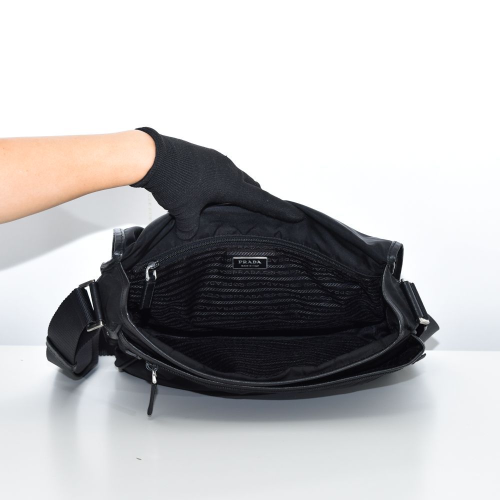 ショルダーバッグ