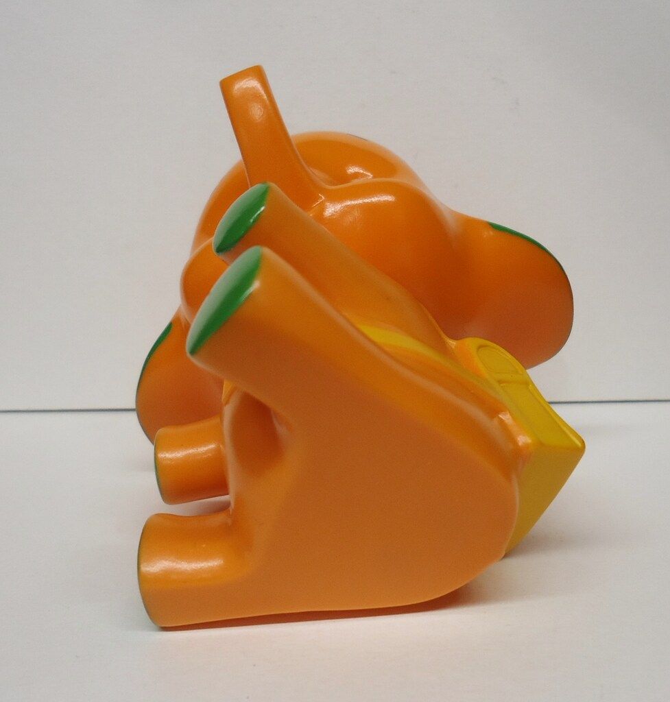 サトちゃんお座りソフビ貯金箱