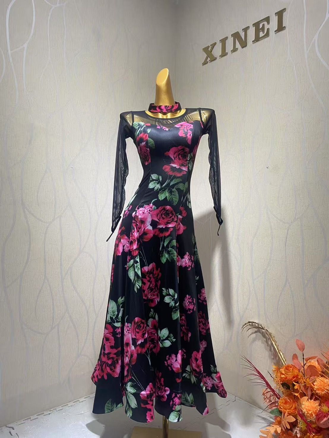 新品未使用 社交ダンス ドレス 衣装 スタンダード M ピュアホワイト