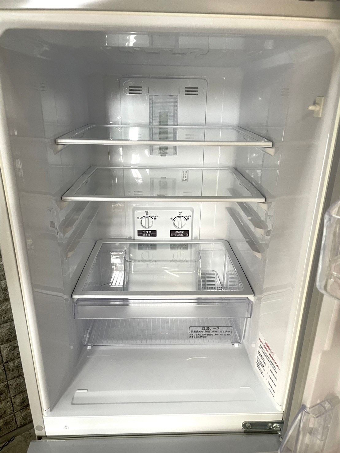 大阪送料無料☆3か月保障付き☆冷蔵庫☆2019年☆三菱☆2ドア☆MR-P15D