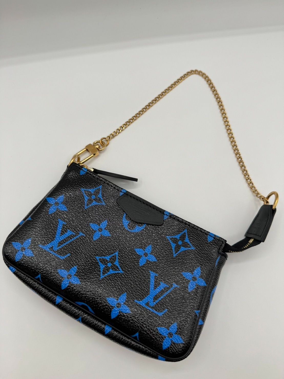 ルイヴィトン(LOUIS VITTON) ミニ ポシェット アクセソワール M67237 黒/ブルー モノグラム ゴールド金具 未使用 レディース ハンドバッグ ポーチ