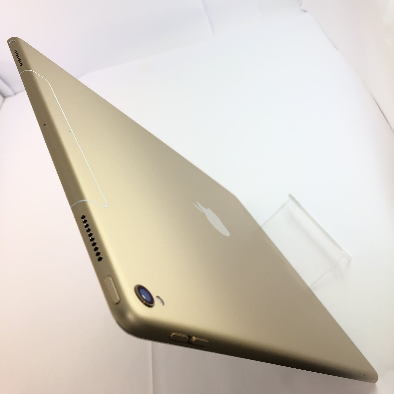 iPad Pro 第2世代 : 美品 BT 【キズあり品】iPad Pro 12.9 (第2