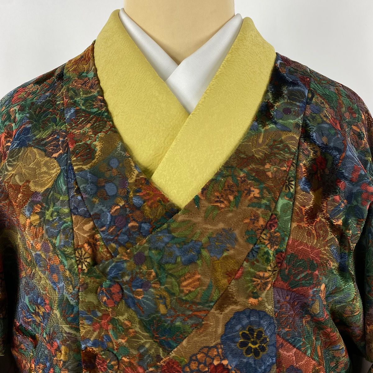 千代田衿