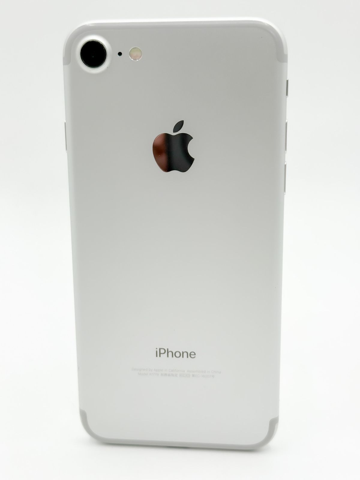 SIMフリー iPhone 7 32GB シルバー │バッテリー80％│動作確認