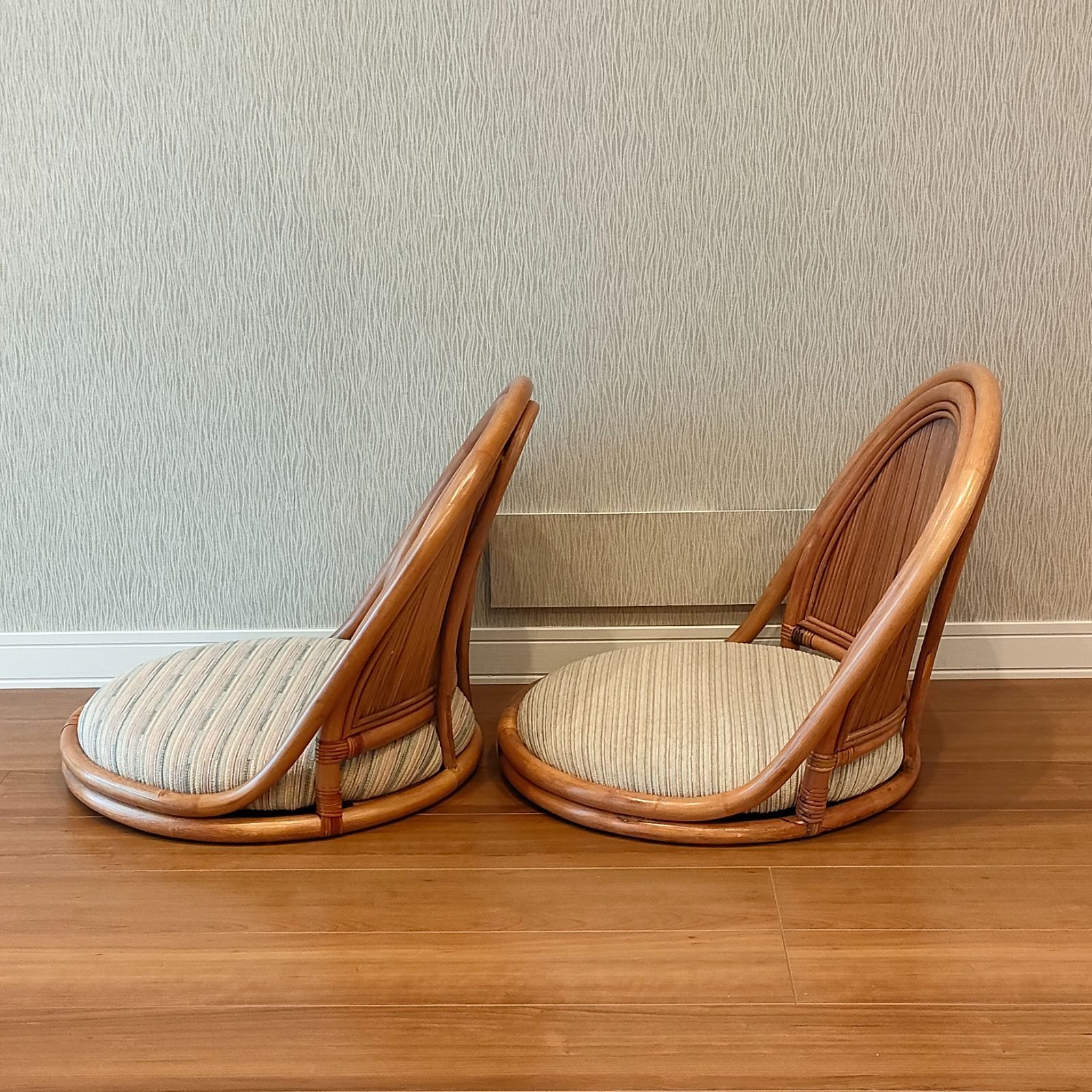 ラタン座椅子 丸 クッション付き 2台セット