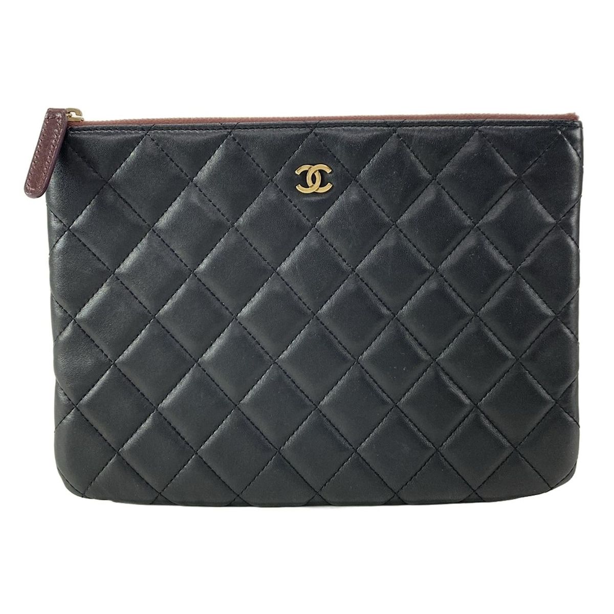 CHANEL(シャネル) クラッチバッグ マトラッセ 黒 ゴールド金具