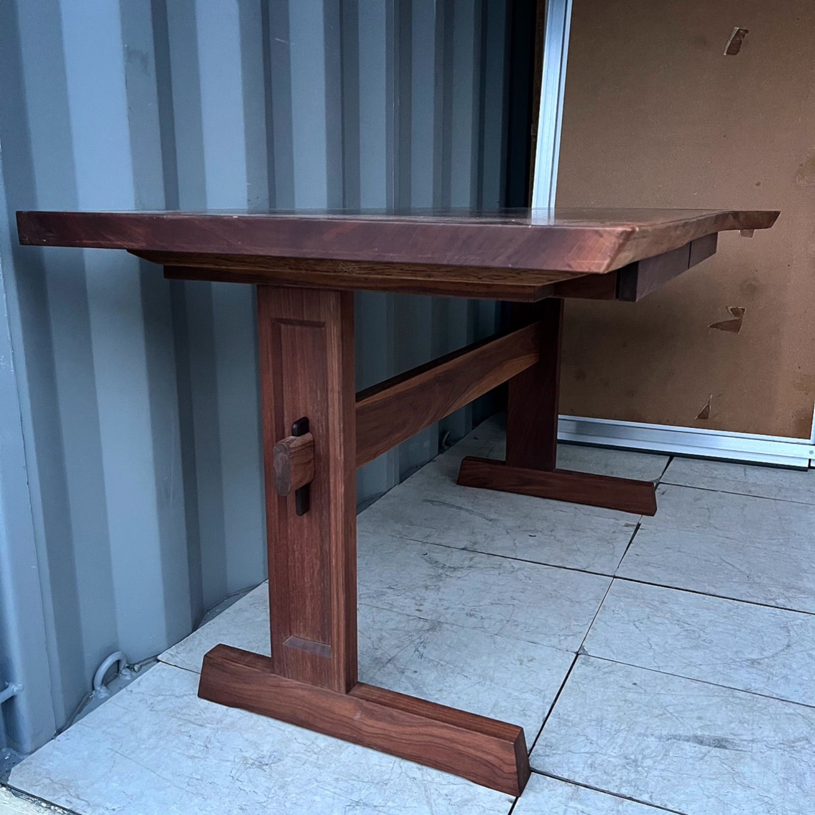 取付無料！天然木一枚板天板 引き出し付きおしゃれアンティークダイニングテーブル✨ 取付無料！天然木一枚板天板 引き出し付きおしゃれアンティーク