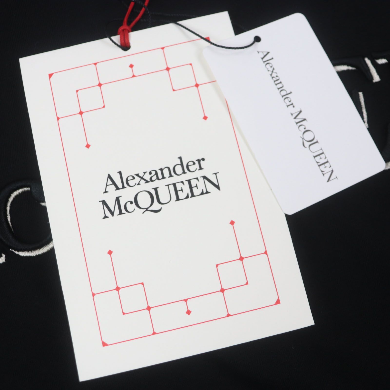 未使用ALEXANDER MCQUEEN アレキサンダー・マックィーン刺繍 中古・古着通販】ALEXANDER McQUEEN (アレキサンダー