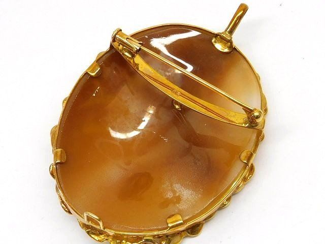 ペンダントトップ