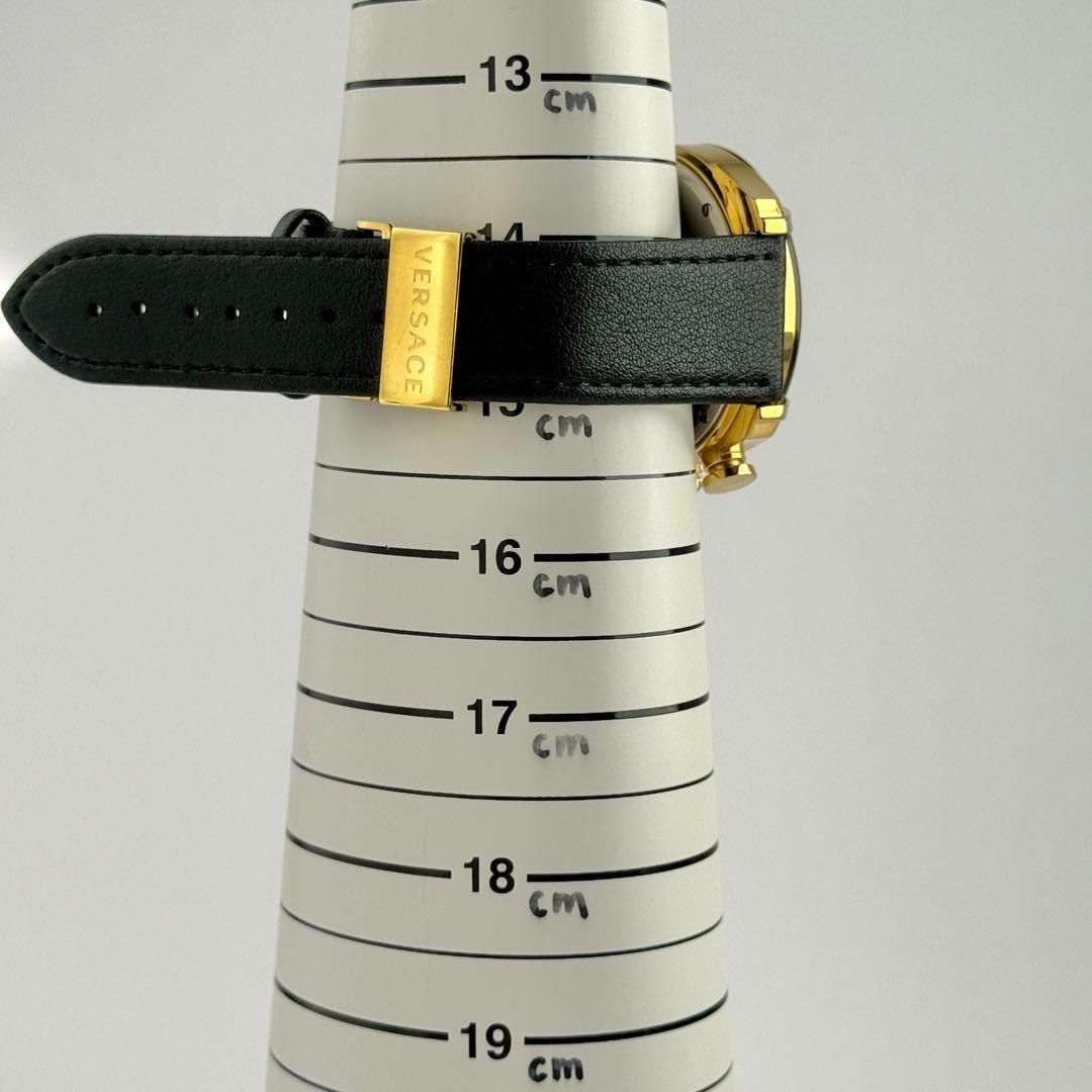 ヴェルサーチ メデューサ クロノグラフ 新品ベルト 新品電池 メンズ