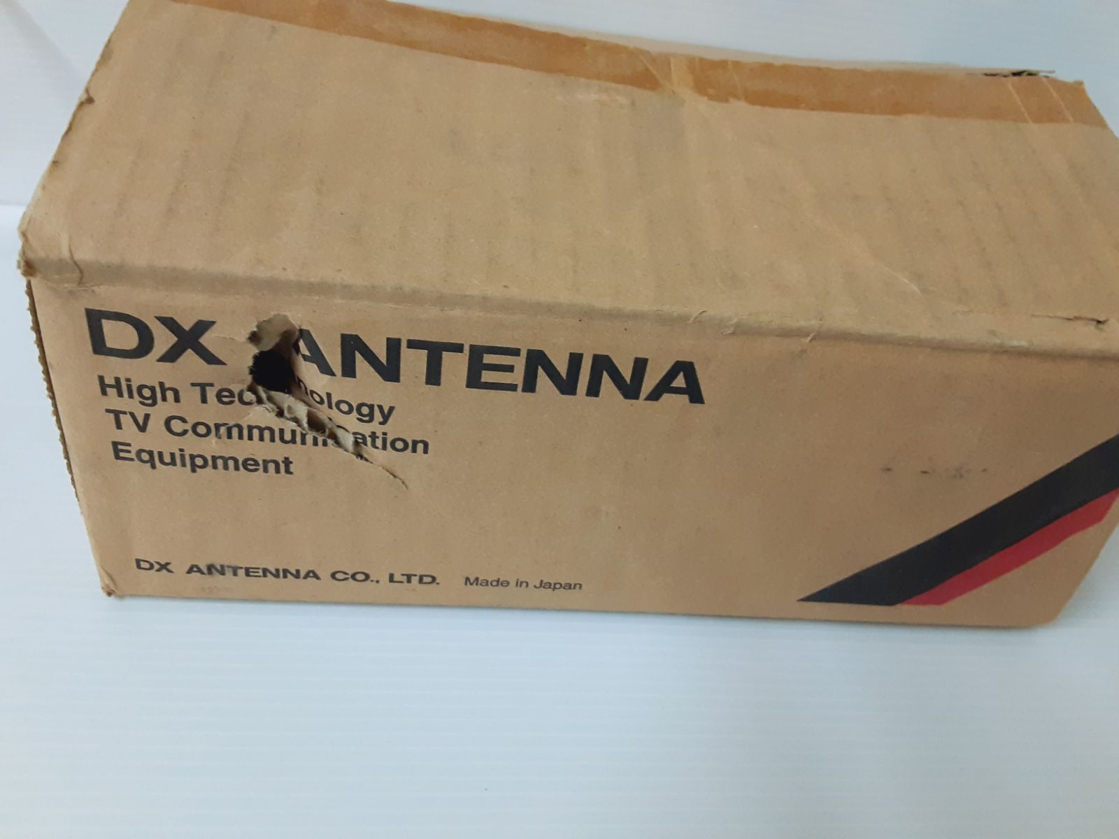 【柏店】DXアンテナ CS/BS-IF/CATV増幅器　CW40Y4　未使用品　KSAKO