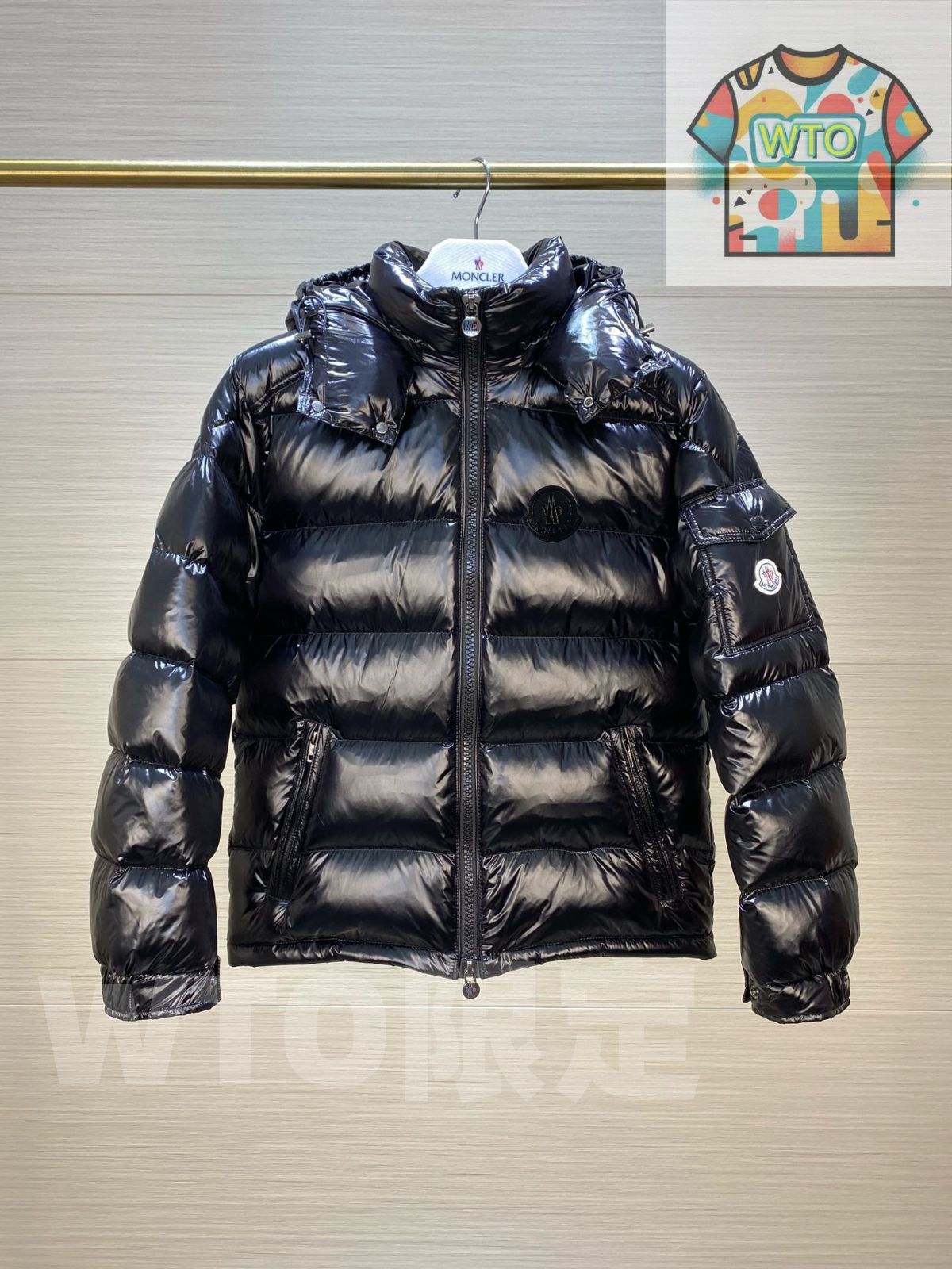 MONCLER　ブラック ダウンジャケット　(こちらも早く売りたいため最安値) ブラック Veumontショートダウンジャケット : ショートダウン