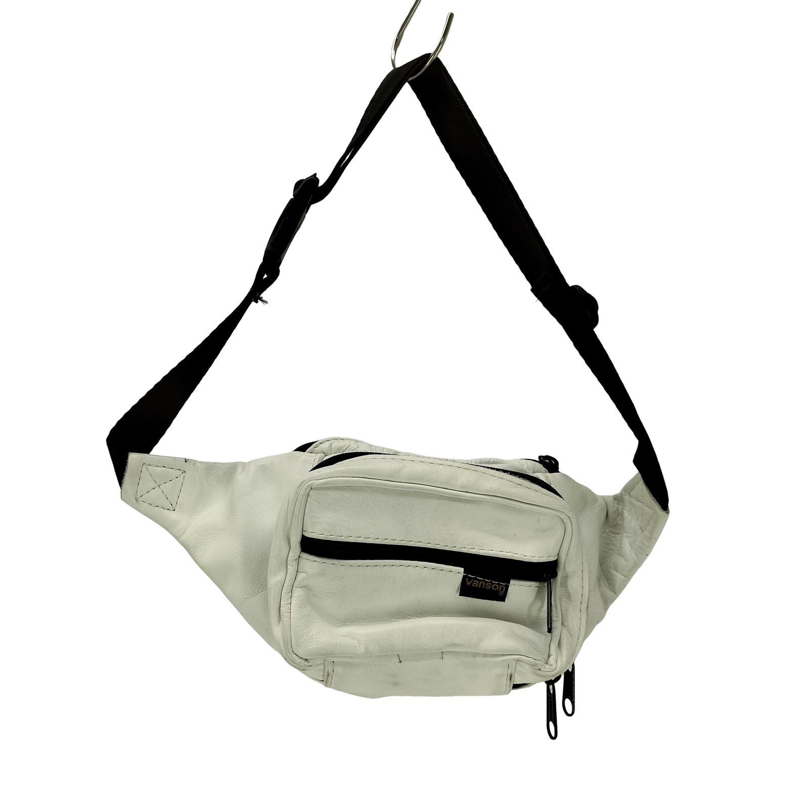 バンソン ウエストバッグ VANSONのボディバッグ/ウエストポーチを使っ