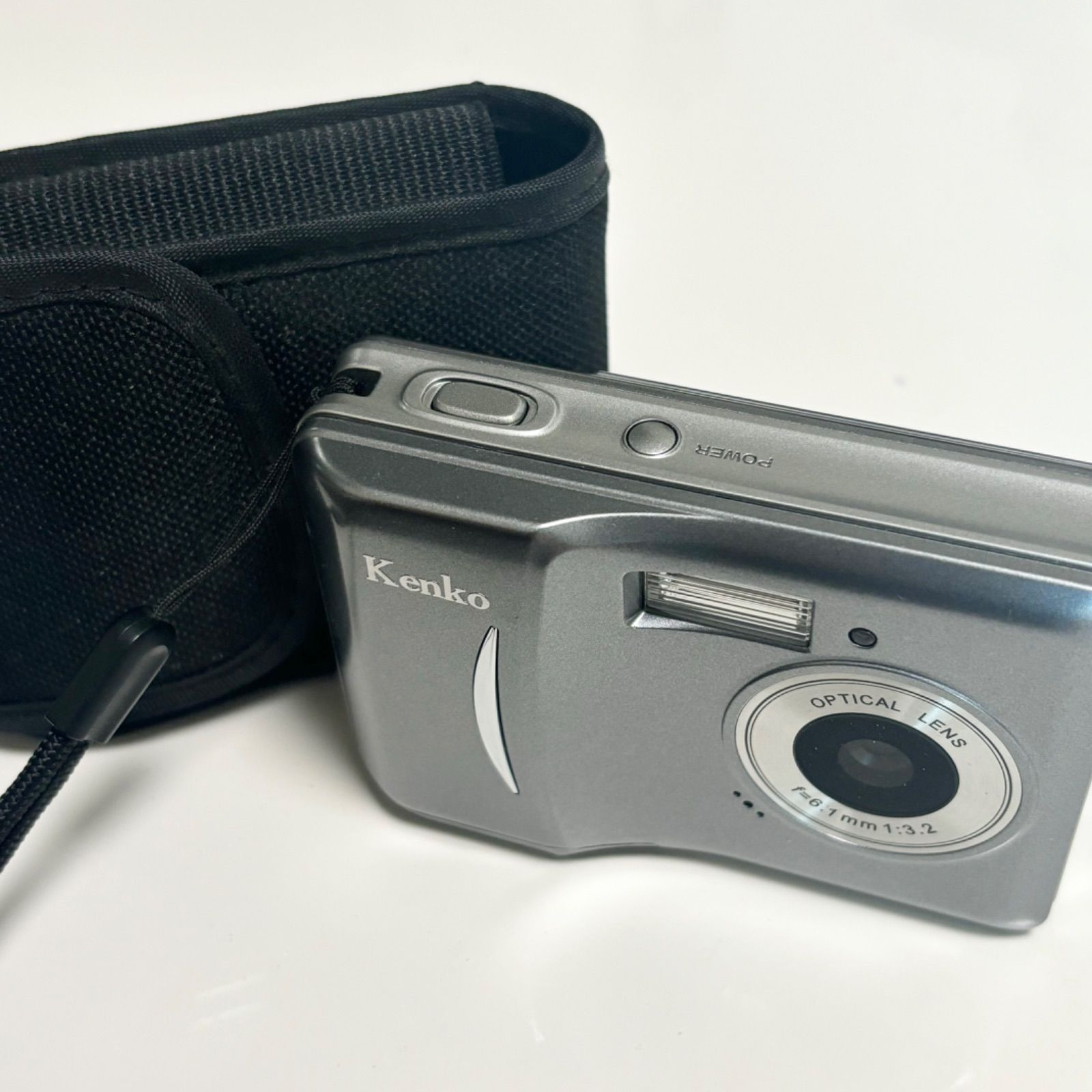 Kenko コンパクトデジタルカメラ シルバー 送料無料】【訳アリ/動作品】Kenko/ケンコー/DSC50N/シルバー
