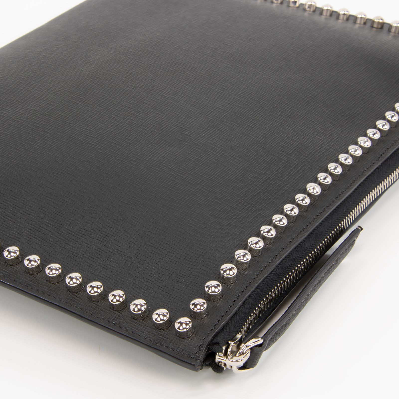 未使用品 FENDIバッグ カールラガーフェルド クラッチバッグ 楽天市場