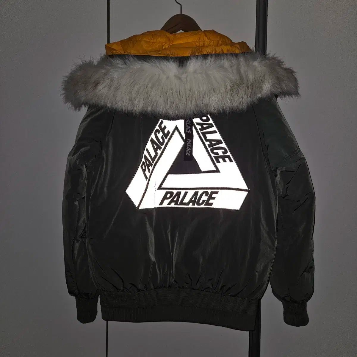 【雷市場（ポンジャン）商品韓国直送】 PALACE(パレス) P ー 2B ショート パーカー オリーブ 18FW