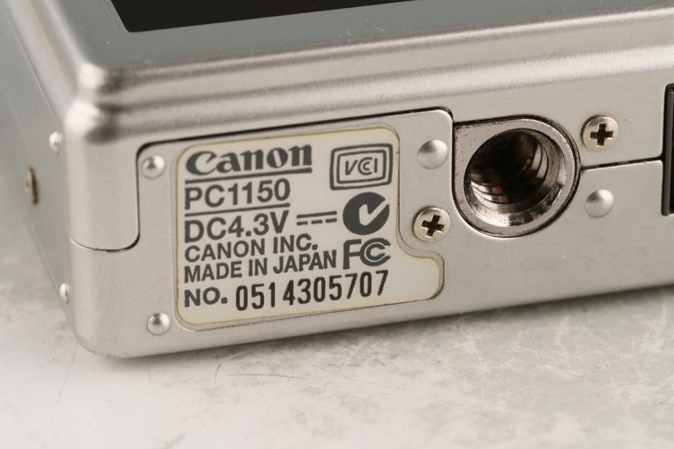Canon IXY