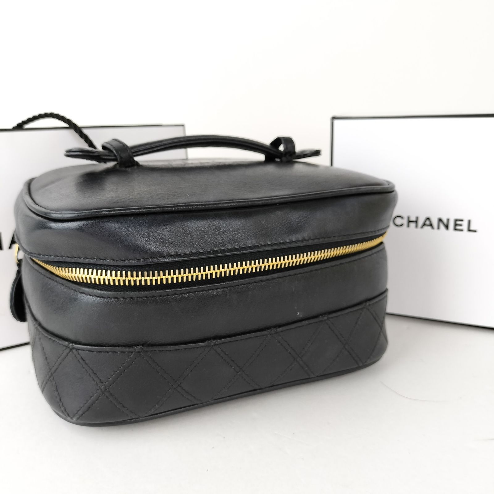 CHANEL シャネル ハンドバッグ ポーチ ピコローレ マトラッセ バニティ 