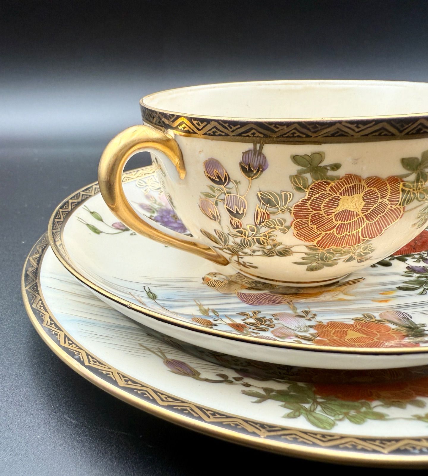 ❇️里帰り　カップ&ソーサー　Cup and saucer  薩摩焼　明治時代 希少】明治期 薩摩 里帰りアンティーク 金彩 百花繚乱×鴨図 銘