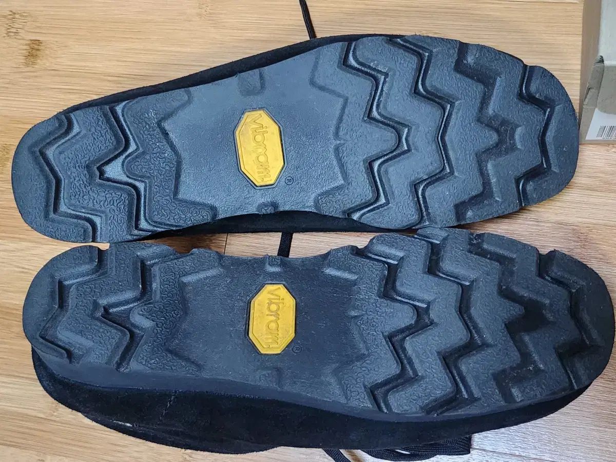  Clarks クラークス ワラビー GORE-TEX ゴアテックス 黒 UK 8 270 その他 ブーツ 革靴