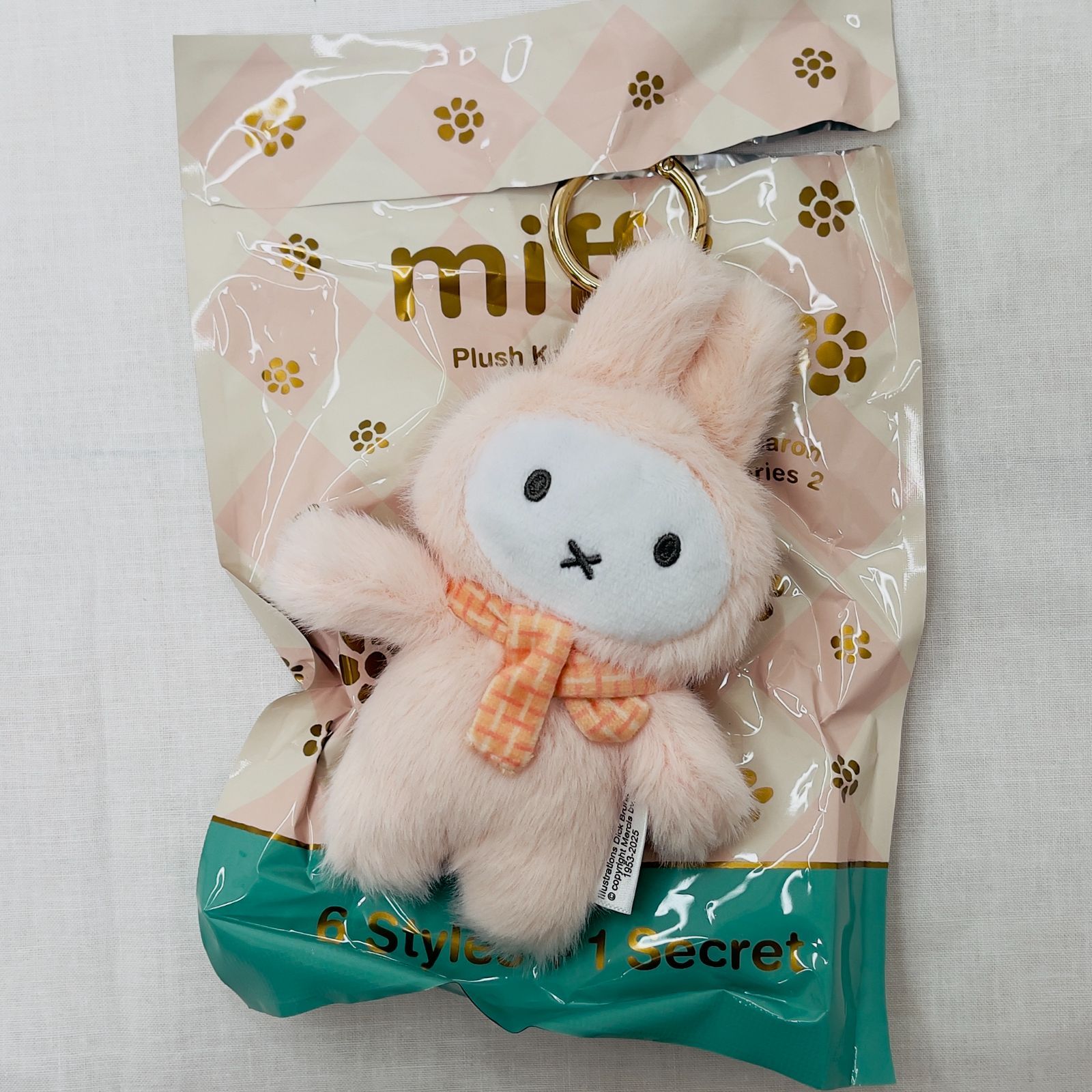 ミッフィー VIPO マカロンシリーズ2 キーチェーン シークレット