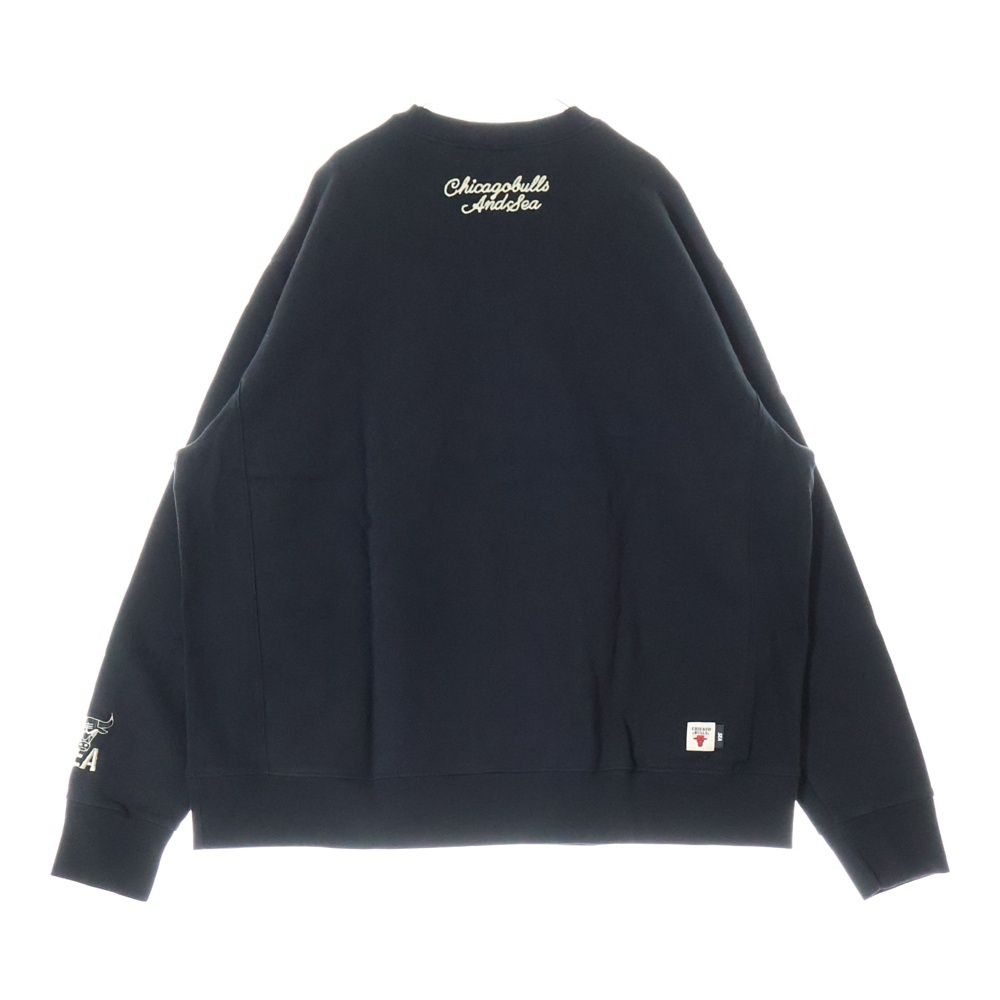 WIND AND SEA (ウィンダンシー) ×NBA CHICAGO BULLS CREW NECK