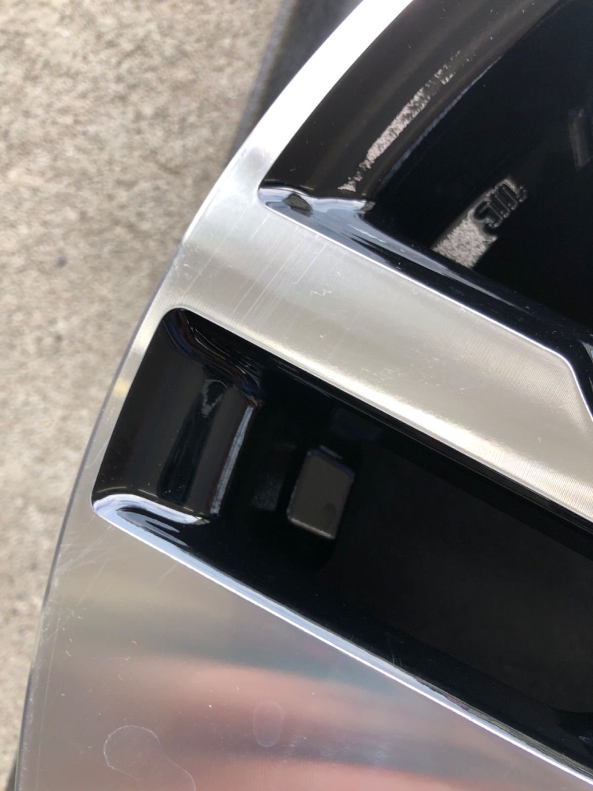 14インチ ブーン