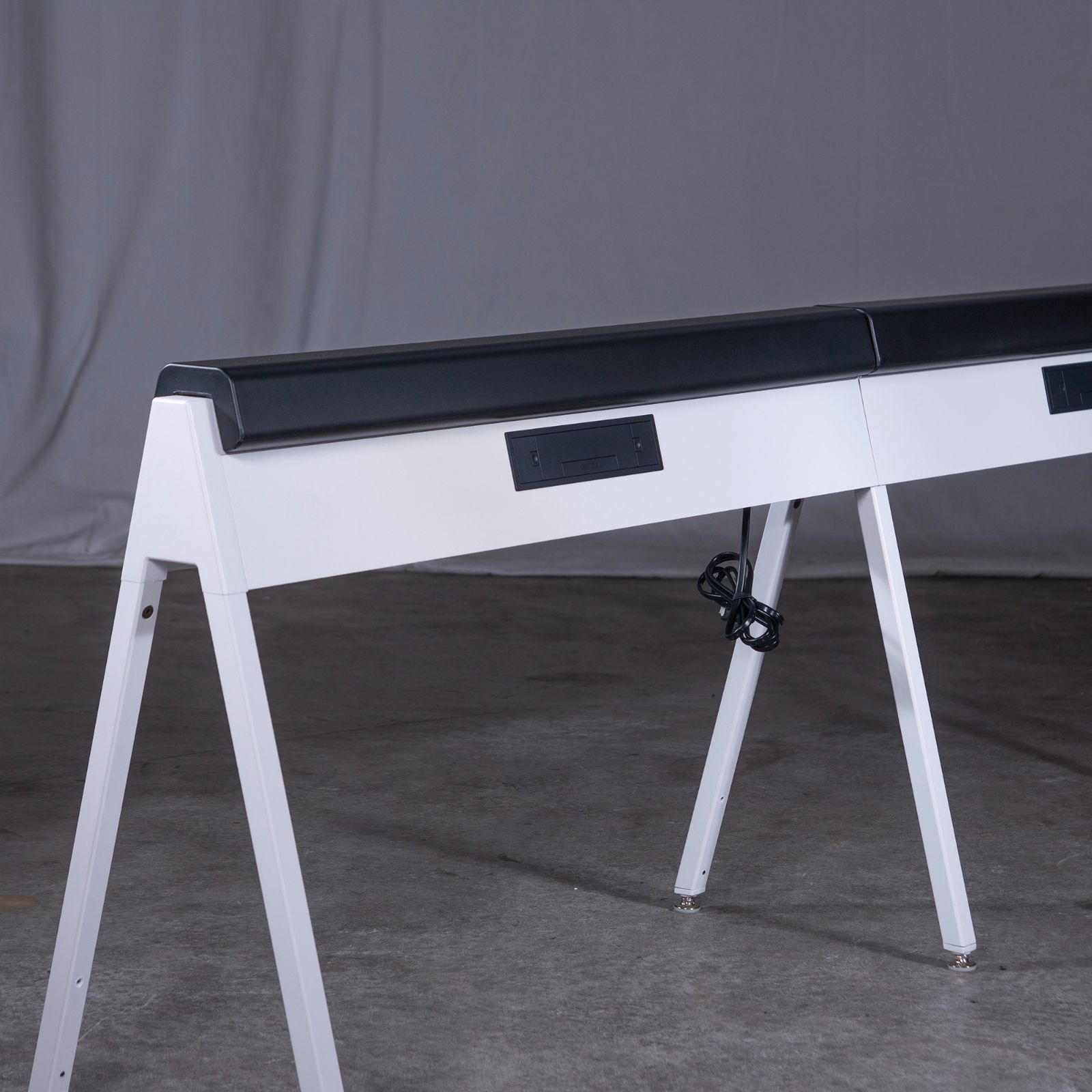 Knoll ベンチ ノル Horsepower ホースパワー 3連ベンチ 電源付き
