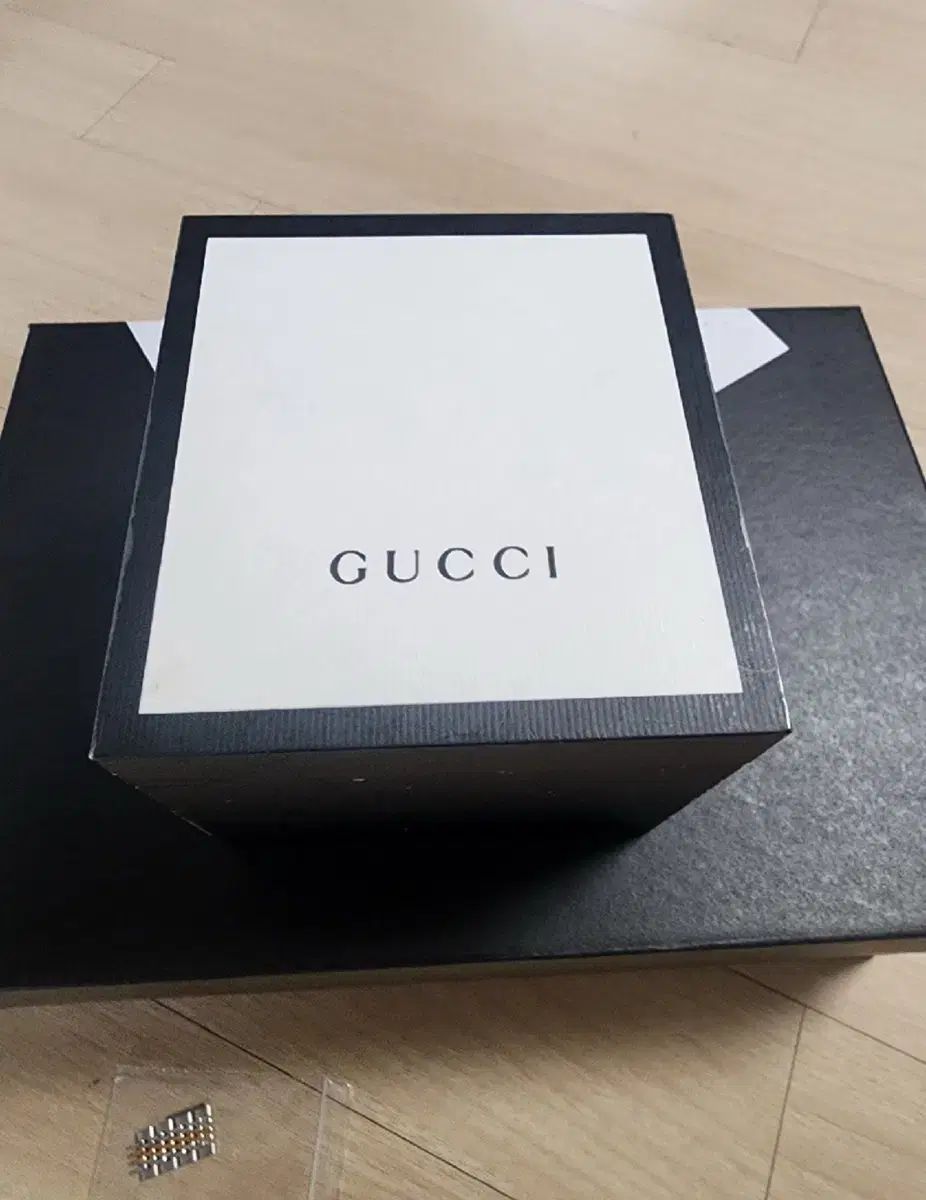 GUCCI グッチ
