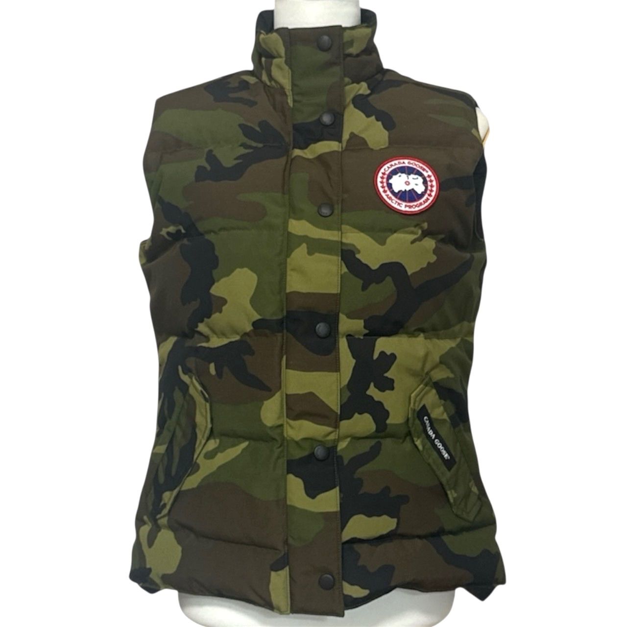 ✨超美品✨CANADA GOOSE 迷彩ダウンベスト サイズM レディース 2832L 