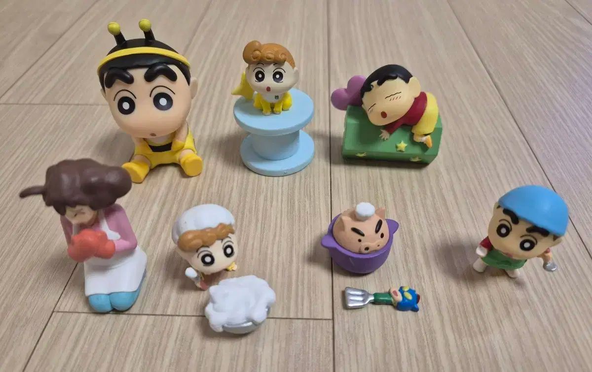クレヨンしんちゃん フィギュア他 14点セット クレヨンしんちゃん フィギュア他 セット - メルカリ