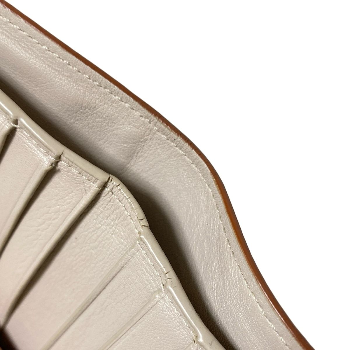 グレーベージュ レザー