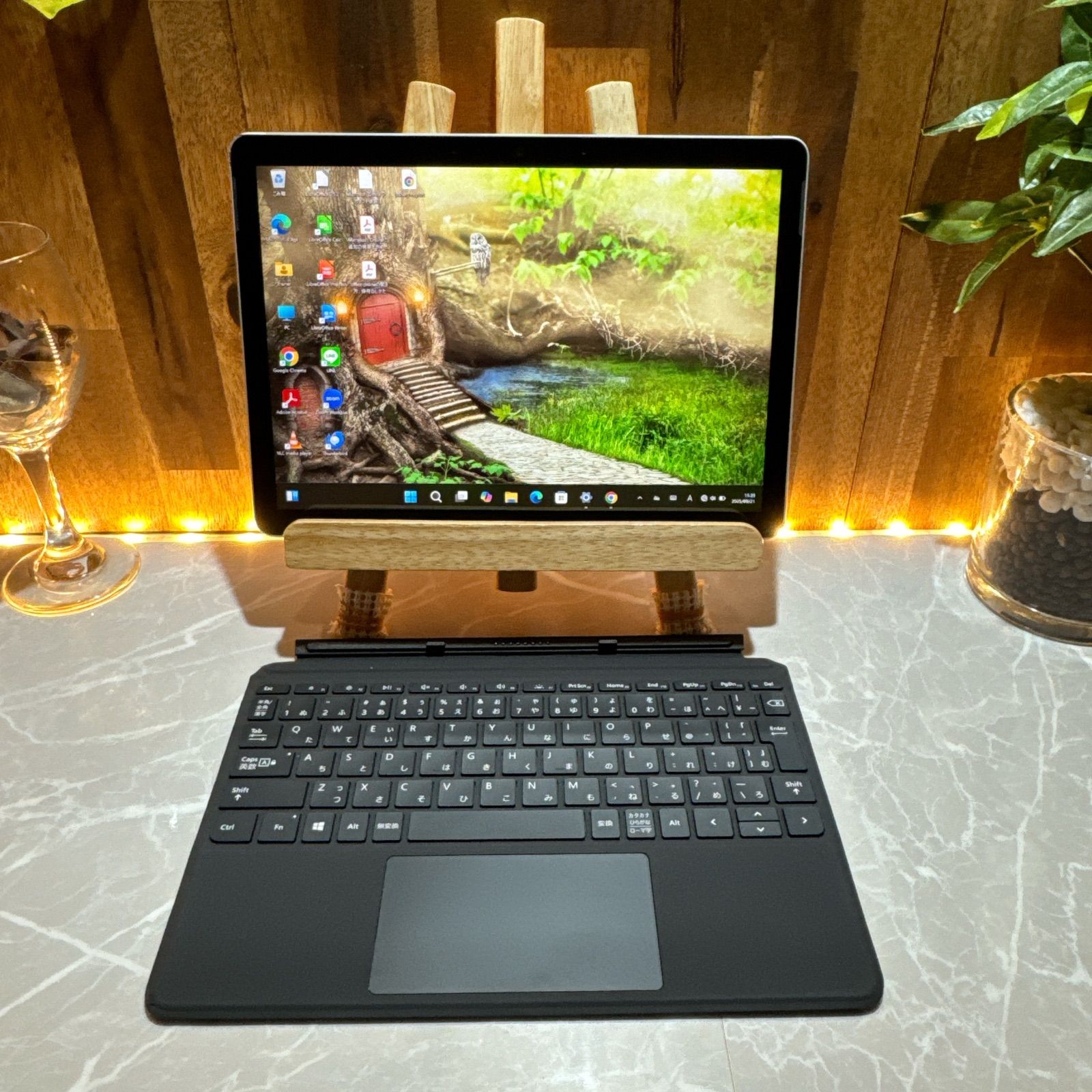 2in1モデル‼️Surface Go3☘プラチナ☘タッチパネル式☘ノートパソコン