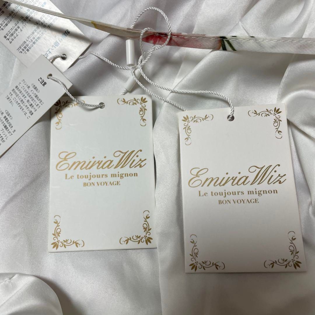 EmiriaWiz エミリアウィズ 花柄 キャミワンピース 総柄