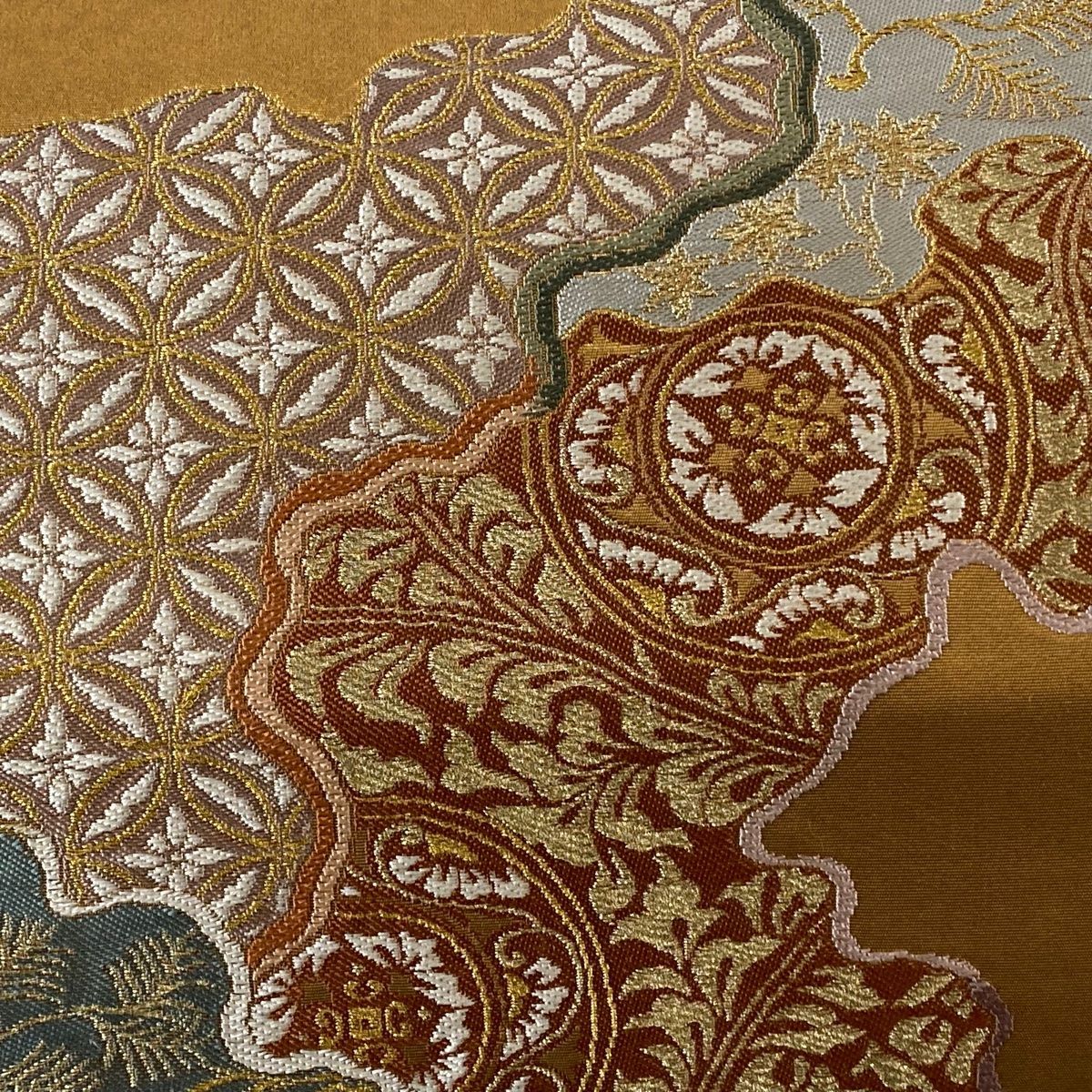 美品】 袋帯 逸品 河村織物 落款 道長取 名物裂六歌選 金糸 箔 金茶 六